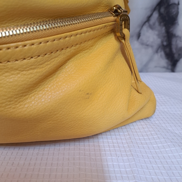 HOBO Purse - Picture 2 of 16